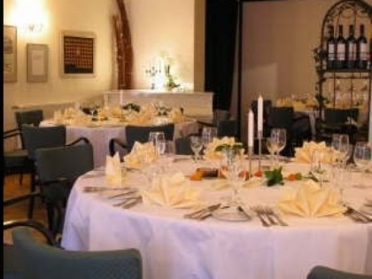 照片: Perlhuhn im Haus Wittenberg